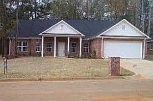 1st image of 210 Stacy Dr