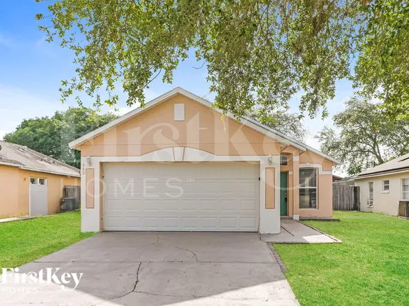 440 Breezeway Dr, Apopka, FL 32712
