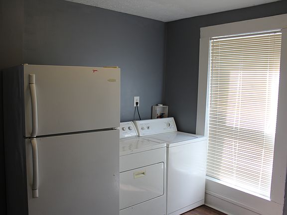 5th image of 318 N Forest Ave