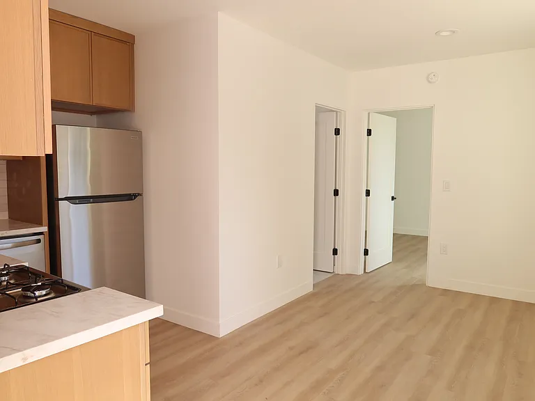 1734 N Taft Ave #5 — Photo 6