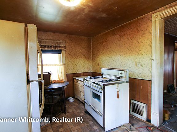 5th image of 727 Livingston Ave NE