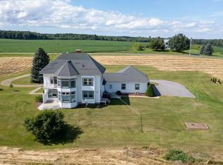 751 Brand Hollow Rd, Peru, NY 12972