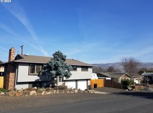 1207 Sandy Ln, The Dalles, OR