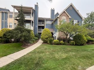 151 Longfield Ct, East Brunswick, NJ 08816
