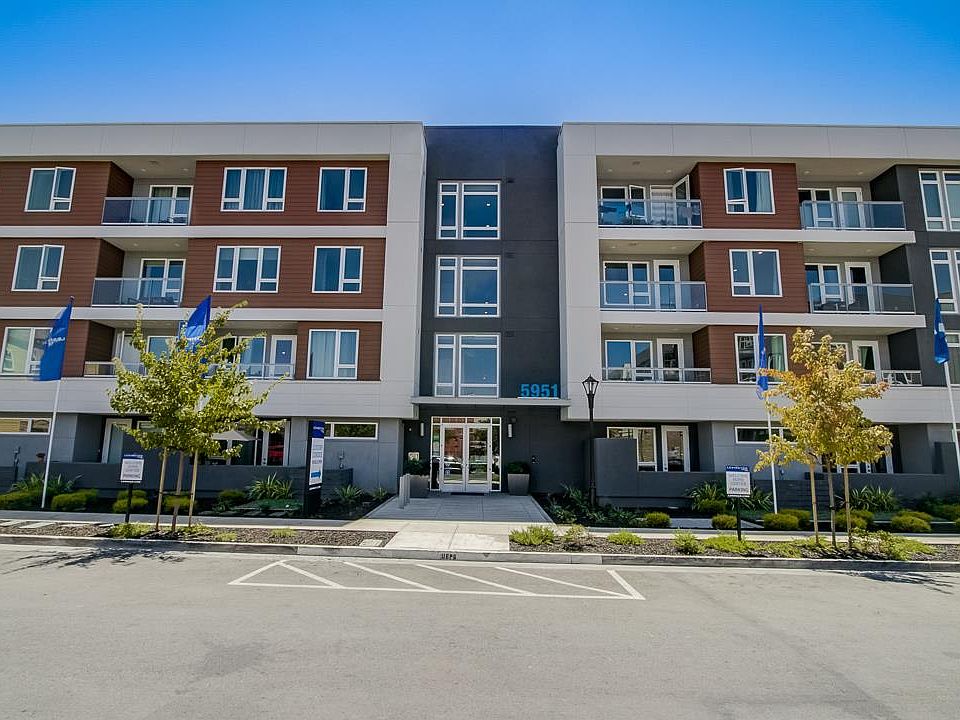 1st image of 5951 Sunstone Dr #304
