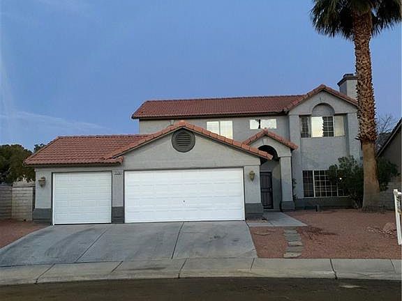 2nd image of 2528 Goldenmoon St