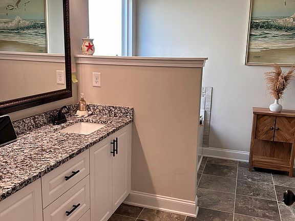 4th image of 8079 Cozy Knl