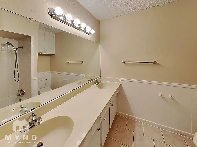 15860 El Estado Dr — Photo 16