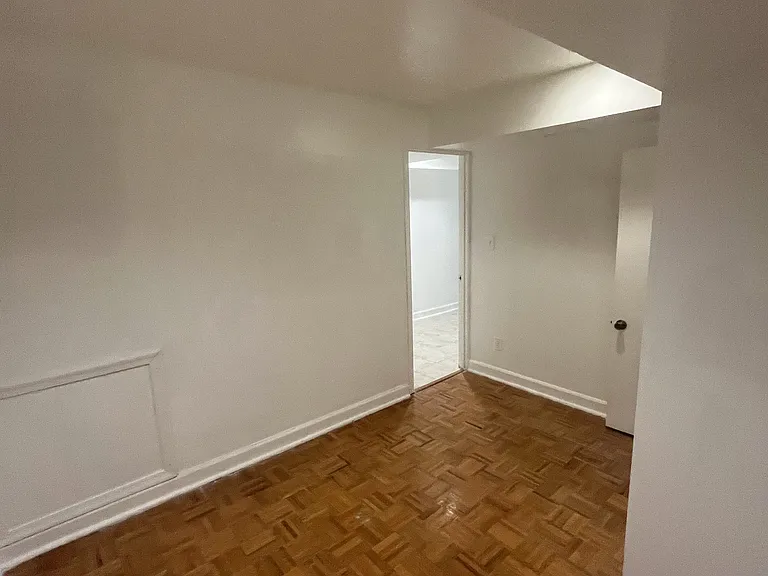 200 Colesville Manor Dr — Photo 22
