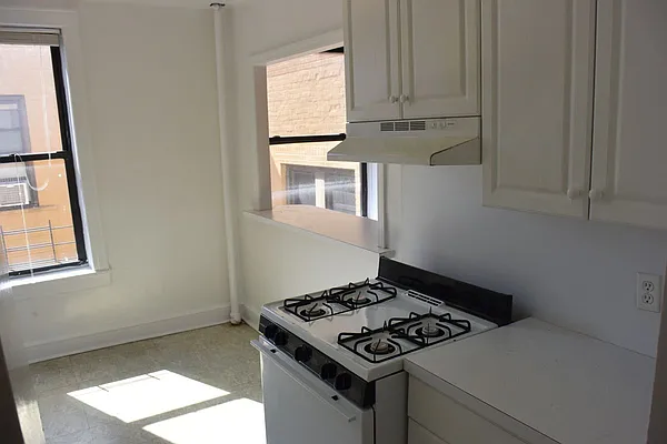 Rented by WRL Realty, LLC | media 3