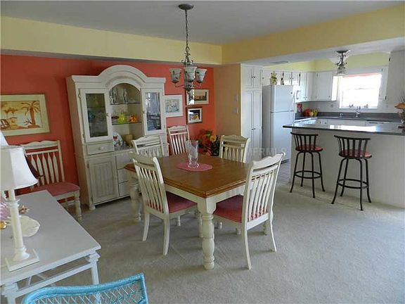 2nd image of 3640 Bal Harbor Blvd #3