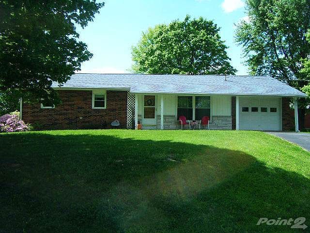 CALL NOW on this Country Ranch and 3+Acres!