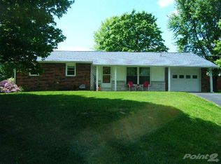 4615 Wing Hill Rd, Cobden, IL 62920