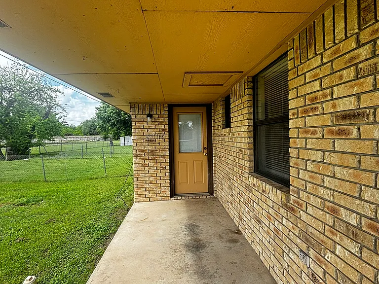 436 County Road 4616 — Photo 15