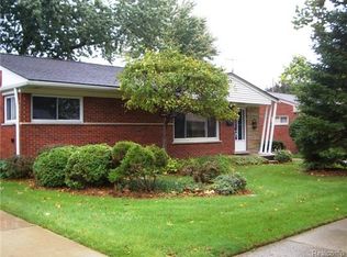 31388 Pagels Dr, Warren, MI 48092