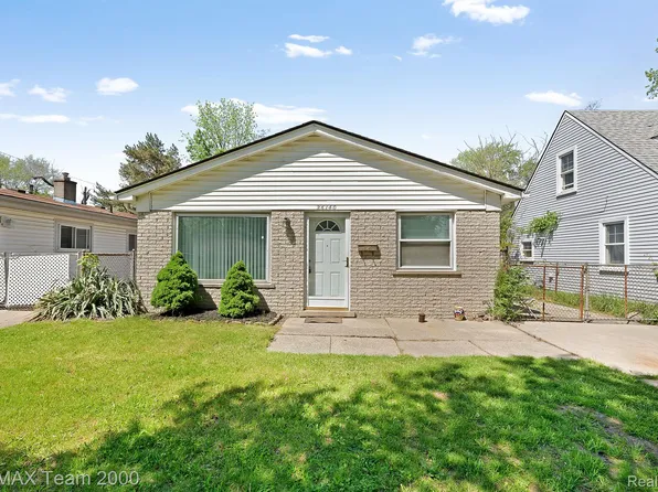 26140 Amherst St, Dearborn Heights, MI 48125