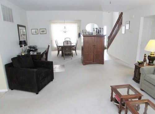 5th image of 1945 Telford Dr