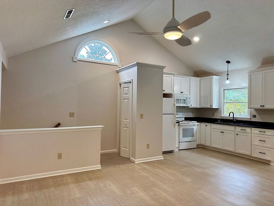 Stairs to living room and kitchen