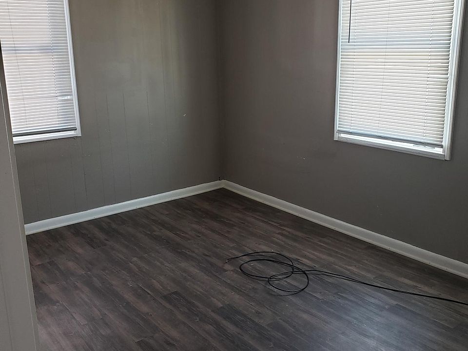 1st image of 639 W High St