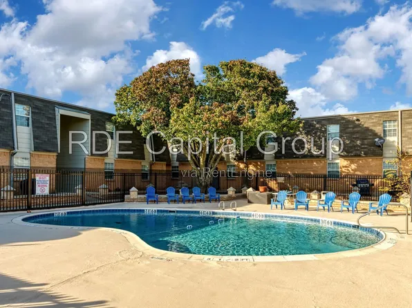 7048 Glenview Dr #44, North Richland Hills, TX 76180