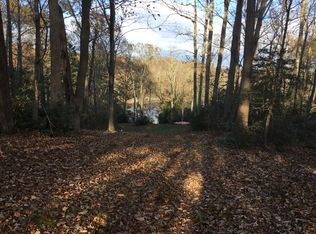 Gardys Ln, Callao, VA 22435