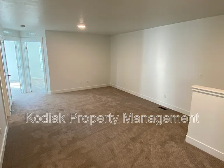 1158 N 1880 W — Photo 12