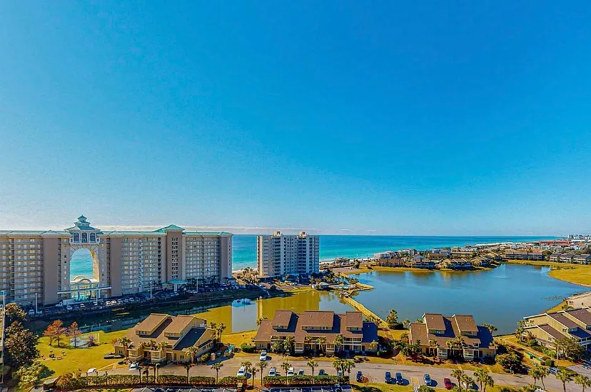 112 Seascape Dr