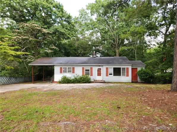 3502 Greenwood Dr, Fayetteville, NC 28311