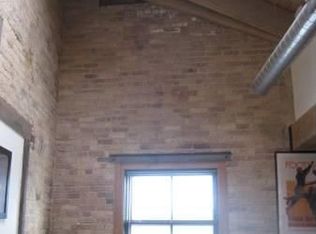 103 W Oregon St, Milwaukee, WI 53204