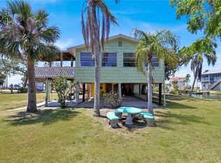 6400 Driftwood Dr, Hudson, FL 34667