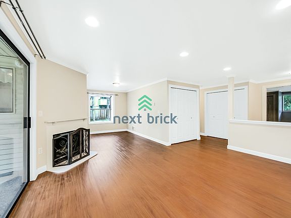 2nd image of 12229 100th Ave NE #B108