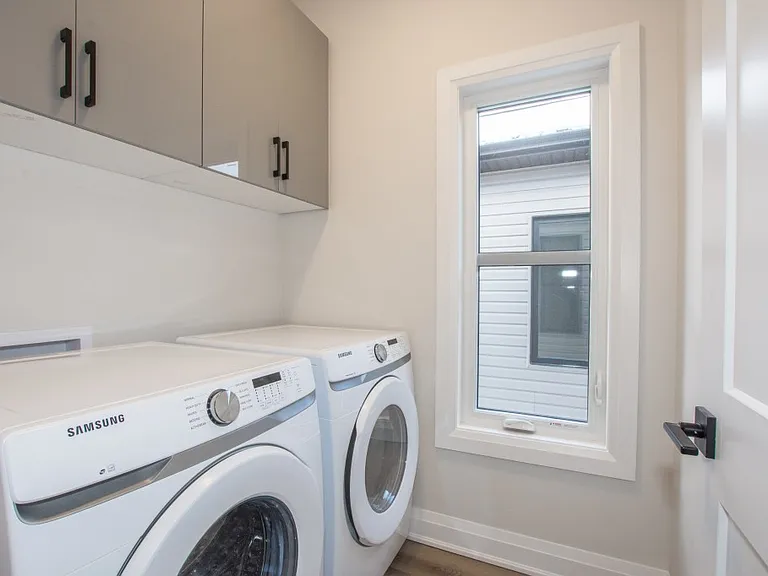 44 Hatter Ave — Photo 20