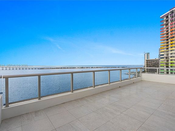 3rd image of 1541 Brickell Ave APT C1607