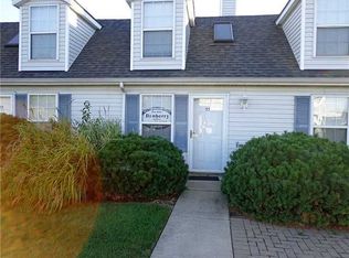 53 N Schooner Point Dr, Port Clinton, OH 43452