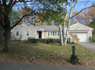 17 Wentworth St, Exeter, NH 03833