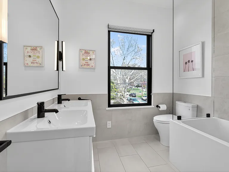96 Henry St #1 — Photo 14