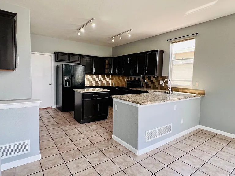4187 Cherryhurst Ct — Photo 10