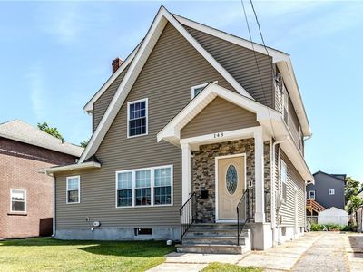 148 Grace St, Cranston, RI, 02910