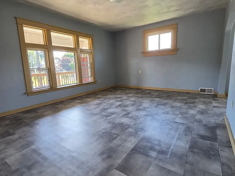 2120 Parade St #B — Photo 2