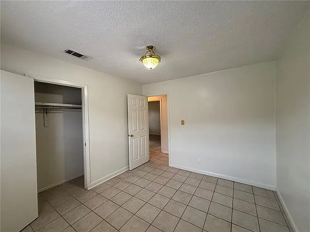 1145 Warren Dr — Photo 6