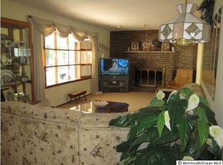 970 Lakehurst Ave, Jackson, NJ 08527