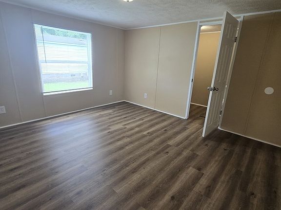 5th image of 2220 Cattail Cir Lot 136