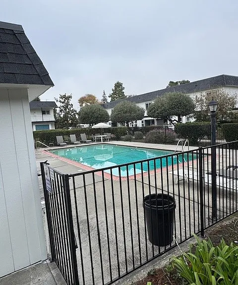 Silicon Valley Apartments — Photo 4