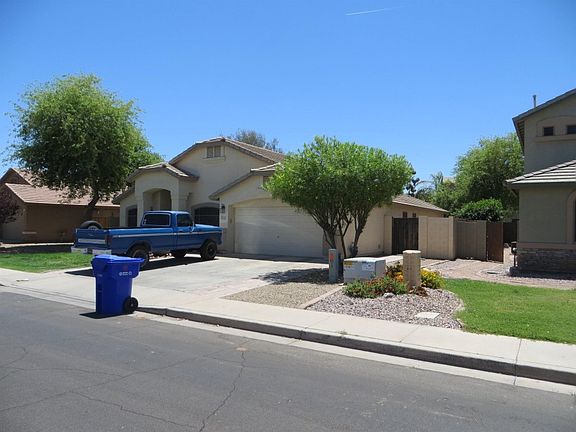 3rd image of 4525 E Runaway Bay Dr