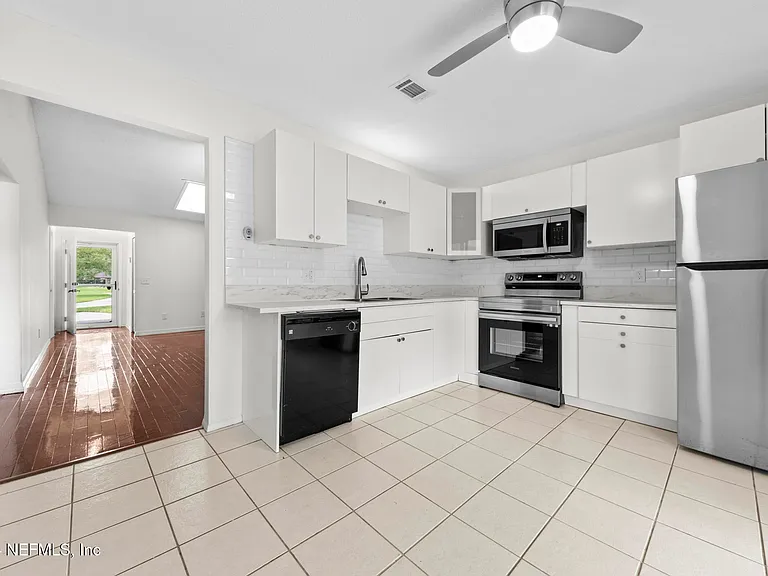 11471 Stinger Way — Photo 10