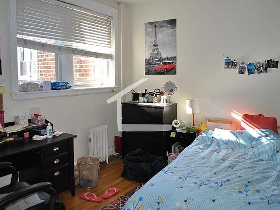 5th image of 60 Egmont St #107F