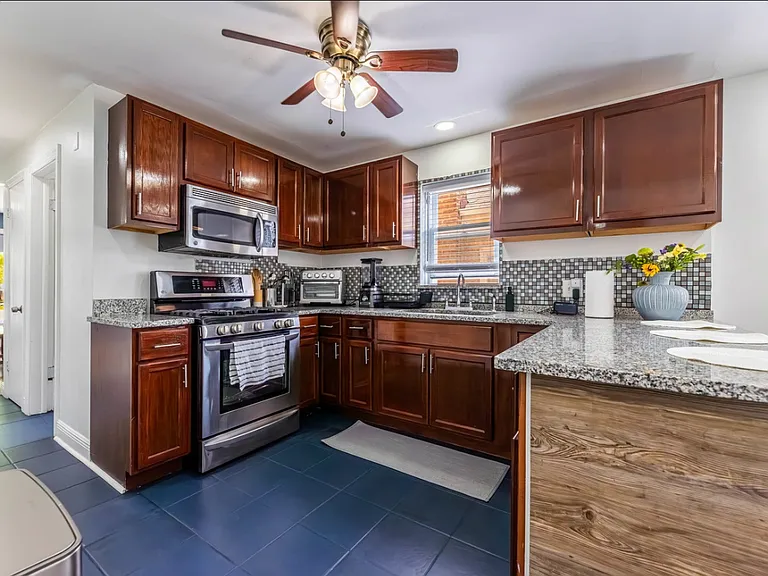 3838 Ridgeland Ave #1 — Photo 6