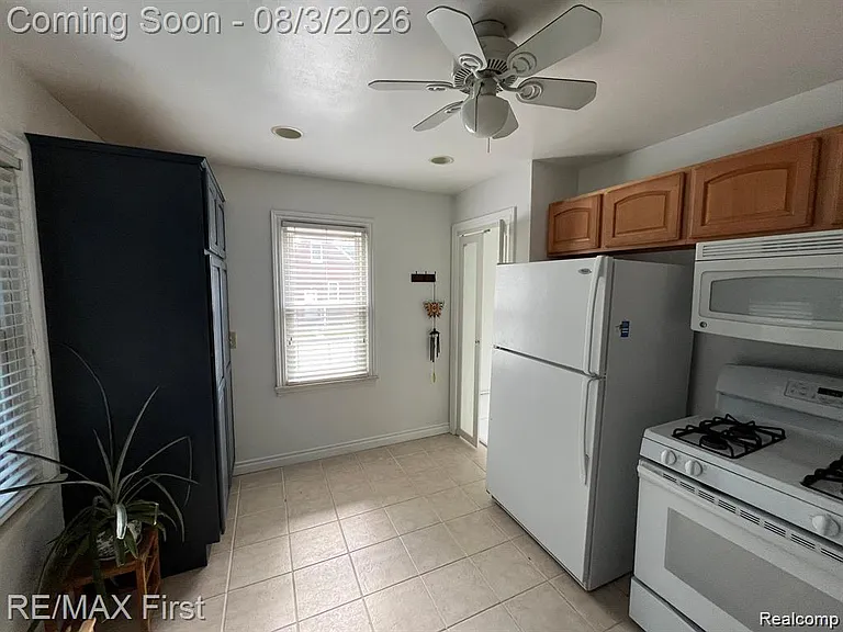 3102 N Blair Ave — Photo 8