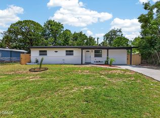 1359 Wright St, Daytona Beach, FL 32117