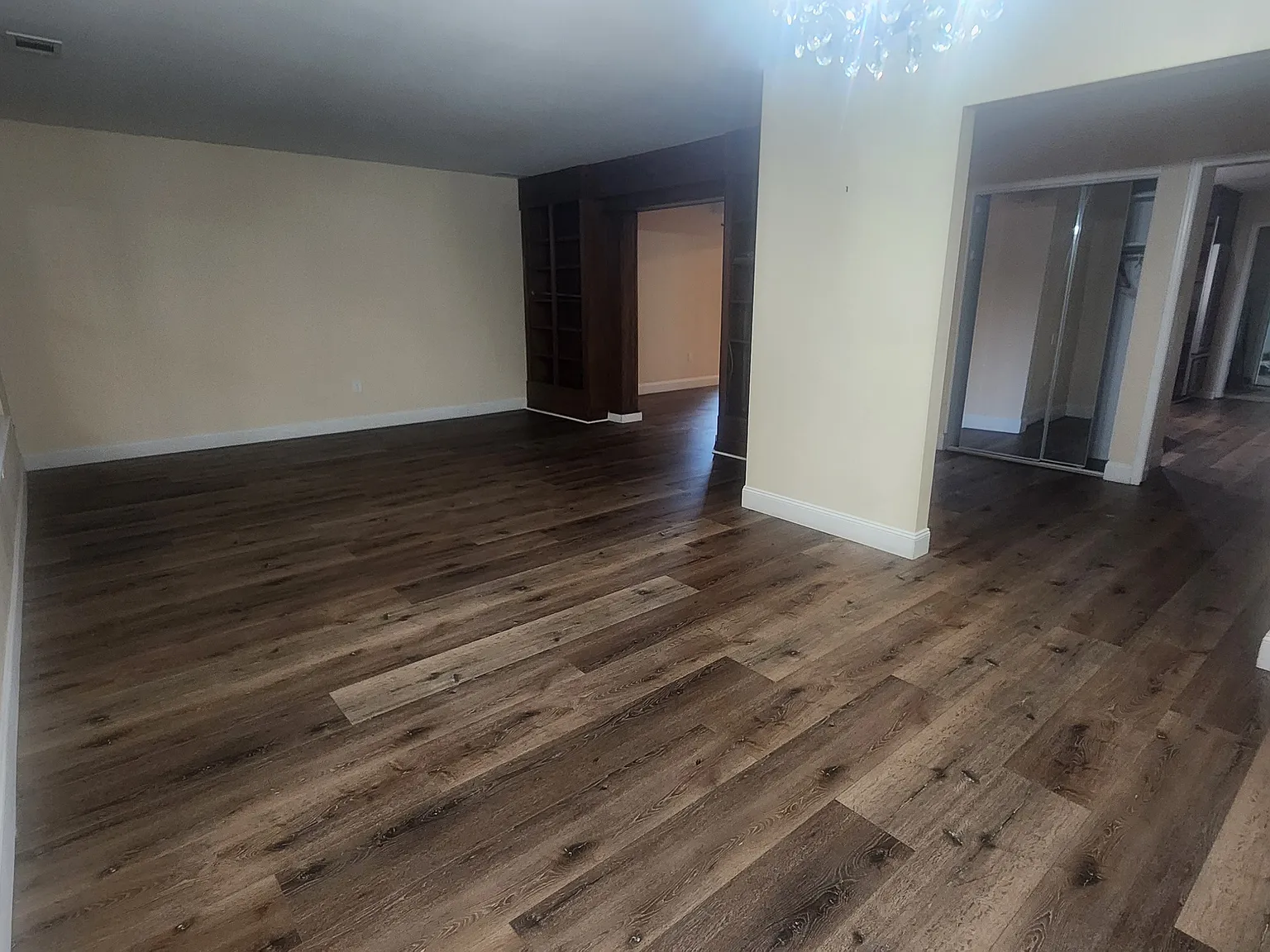 2 bed, 2.5 bath, 1742 sqft, $2,645 — Photo 4